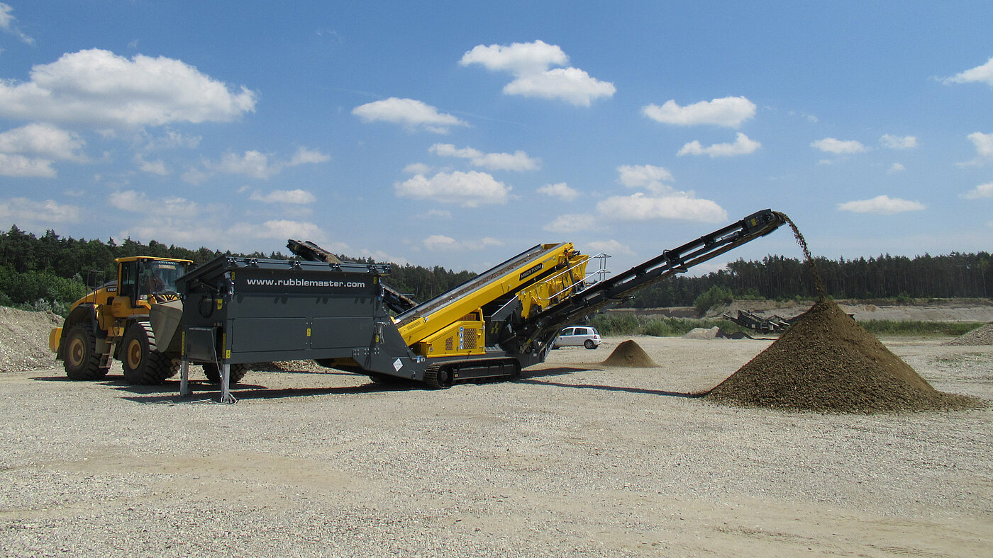 Sand & gravel screener